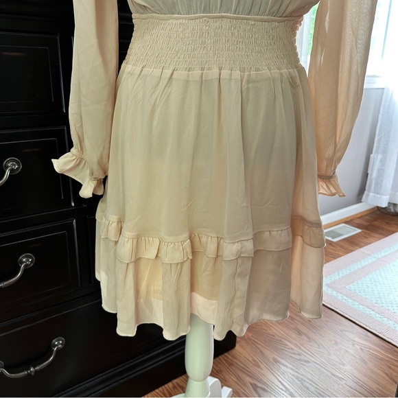 Tie-Front Ruffle Mini Dress – Boho Chic Size M - Picture 11 of 17